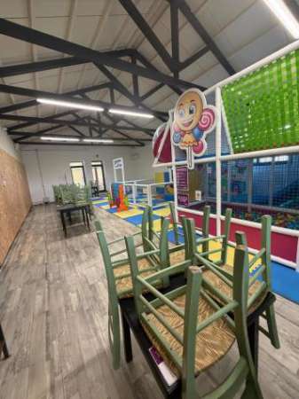 Foto Locale comm.le/Fondo in affitto a La Spezia 300 mq  Rif: 1396154