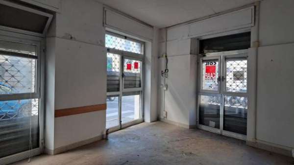 Foto Locale comm.le/Fondo in affitto a Livorno 40 mq  Rif: 1370878