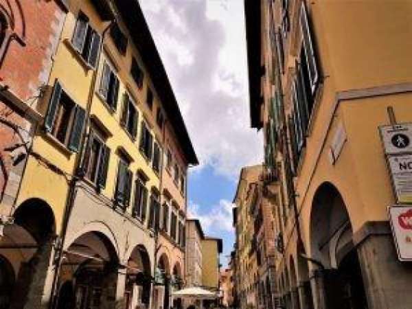 Foto Locale comm.le/Fondo in affitto a Pisa 130 mq  Rif: 1156712