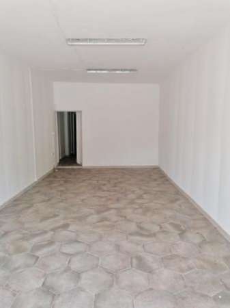 Foto Locale comm.le/Fondo in affitto a Pisa 55 mq  Rif: 1356391