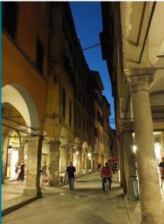 Foto Locale comm.le/Fondo in affitto a Pisa 60 mq  Rif: 1333890
