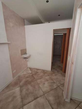 Foto Locale comm.le/Fondo in affitto a Scandicci 55 mq  Rif: 1371072