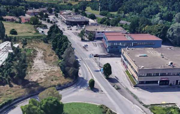 Foto Locale comm.le/Fondo in affitto a Siena 70 mq  Rif: 1364248