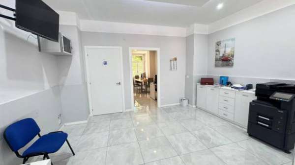 Foto Locale Commerciale - Lamezia Terme . Rif.: 33259