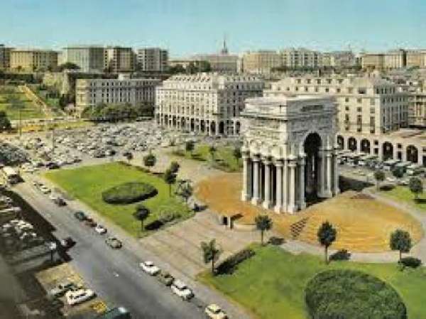 Foto LOCALE COMMERCIALE di 300 mq (GENOVA - Centro) rif. LOCALE COMMERCIALE