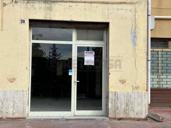 Foto Locale commerciale in affitto a Caltanissetta