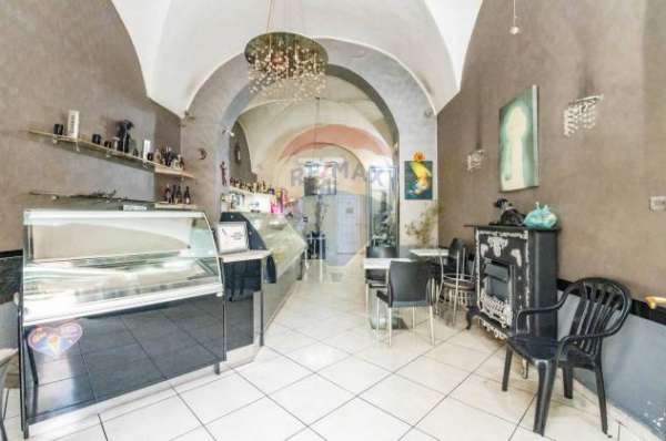 Foto Locale Commerciale in affitto a Catania, Centro Storico