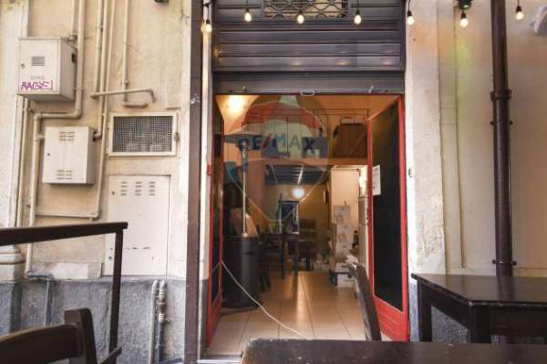 Foto Locale Commerciale in affitto a Catania, Centro Storico