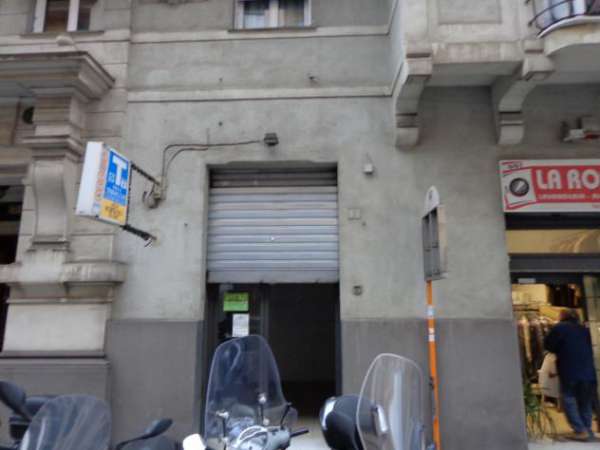 Foto Locale commerciale in affitto a Genova, Albaro