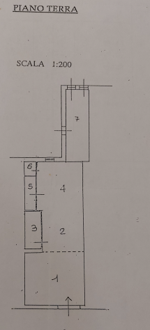 Foto Locale commerciale in affitto a Lucca