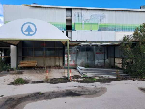 Foto Locale Commerciale in affitto a Misterbianco