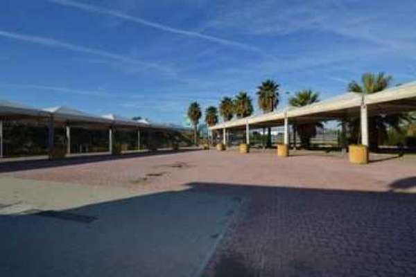 Foto Locale commerciale in affitto a San Benedetto del Tronto