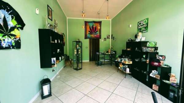 Foto Locale commerciale in affitto a Sasso Marconi