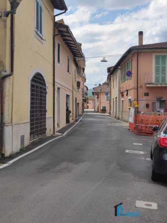 Foto Locale commerciale in Affitto a Terni corso salvati