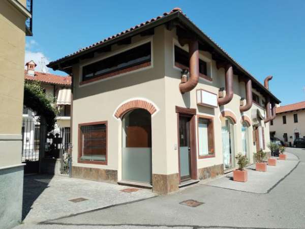 Foto Locale commerciale in centro