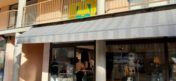 Foto LOCALE COMMERCIALE USO NEGOZIO O UFFICIO