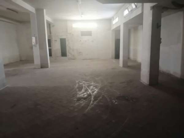 Foto LOCALE DEPOSiTO 250 Mq- CASALNUOVO CENTRO