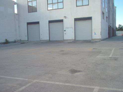 Foto Locale e uffici 170 mq in centro polifunzionale