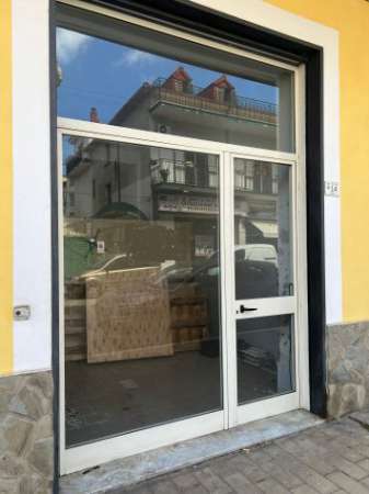Foto Locale in affitto in via Marco Polo