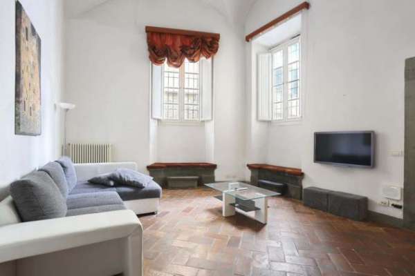 Foto Loft Elegante nel Cuore di Firenze, a Due Passi dal Ponte Vecchio