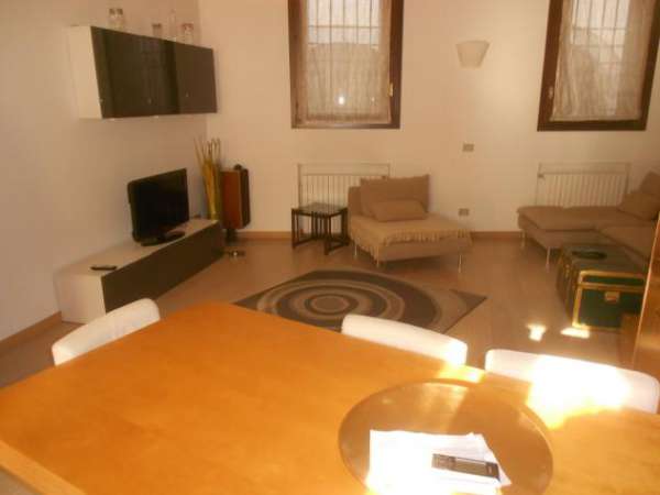 Foto Loft in affitto a Padova