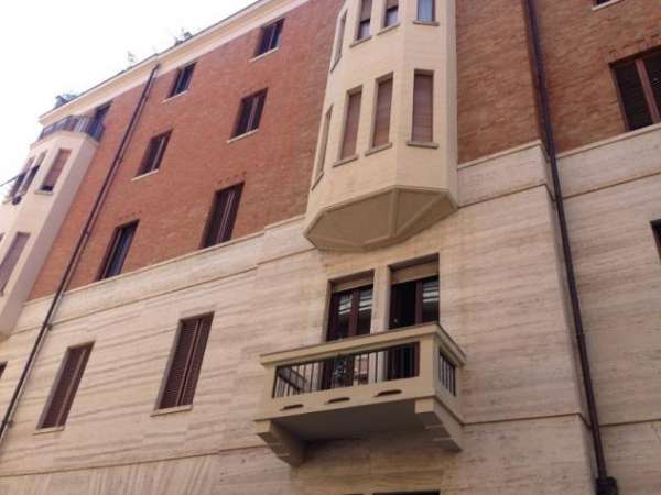 Foto Loft in affitto a Torino