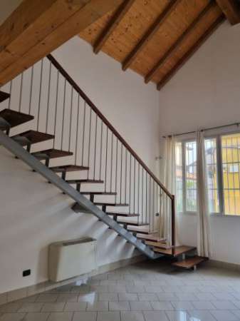 Foto LOFT SU DUE LIVELLI CON TERRAZZINO