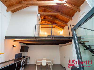 Foto Loft/Open Space in Affitto, 2 Locali, 45 mq (Milano)