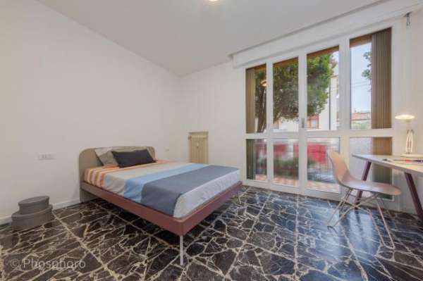 Foto Luminosa singola con balcone [PD_CPD4-B_S2]