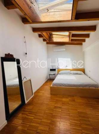 Foto Luminoso bilocale di 50 MQ-comodo per il Centro