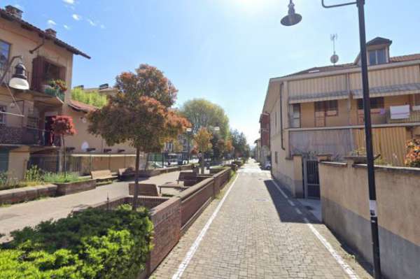 Foto LUMINOSO BILOCALE IN VIA ANDREA CESALPINO