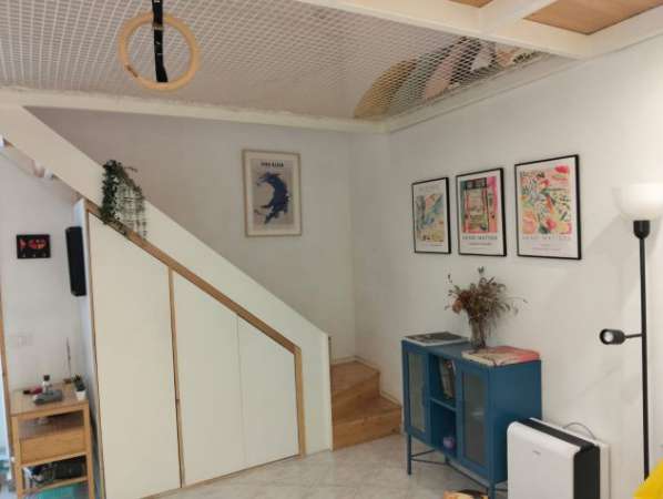 Foto Luminoso e moderno, bright and renovated