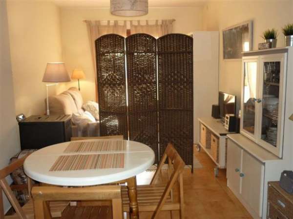 Foto Luminoso e spazioso appartamento bilocale a Firenze