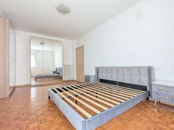 Foto Luminoso trilocale ideale per studenti e ricercatori  Zona San Pio X