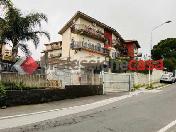 Foto Magazzino - Catania . Rif.: 2G435ACG