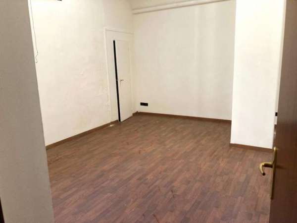 Foto Magazzino - Palermo . Rif.: Cod. rif BAI90ACG