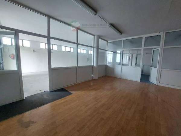 Foto Magazzino - San Giovanni in Marignano . Rif.: aff 007.2