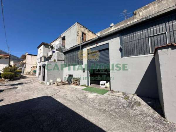 Foto Magazzino in affitto a San Giuseppe Vesuviano - 1 locale 200mq
