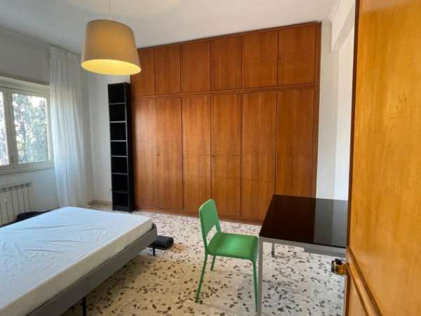 Foto METRO B JONIO CAMERA IN APPARTAMENTO PER STUDENTESSE O LAVORATRICI FUORI SEDE