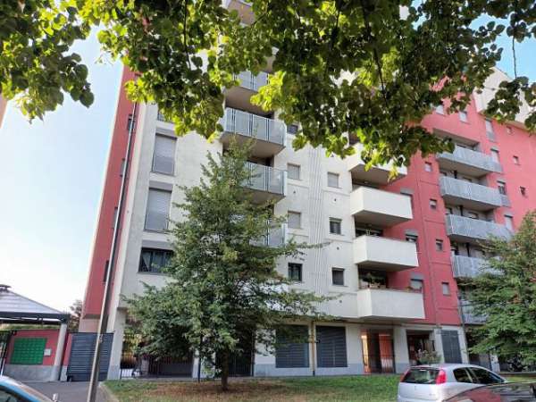 Foto Milano Bruzzano 3 locali con servizi Arredato Contratto studenti - Lavoratori
