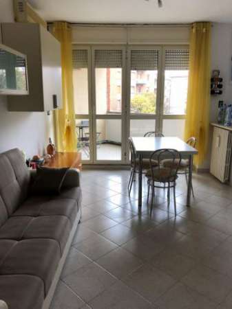 Foto Miniappartamento San Donato con terrazzo e posto auto