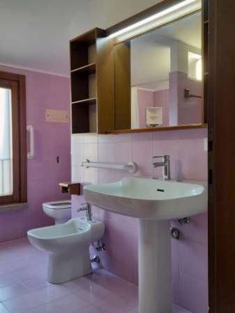 Foto Mira bellissimo appartamento a ditte o trasfertisti