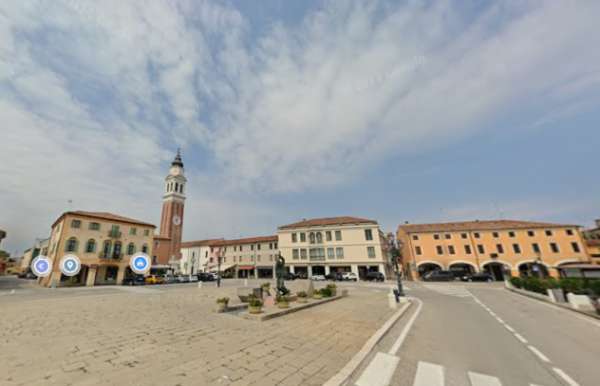 Foto MIRANO CENTRO - SPLENDIDO BILOCALE CON CONTRATTO LUNGO