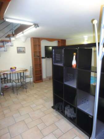 Foto MOCCIA DUPLEX ARREDATO CON P. AUTO IN CORSO TRIESTE (D2)