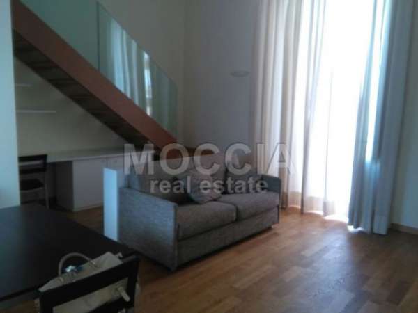 Foto MOCCIA DUPLEX ARREDATO NUOVO IN CENTRO CON POSTO AUTO (DE5)