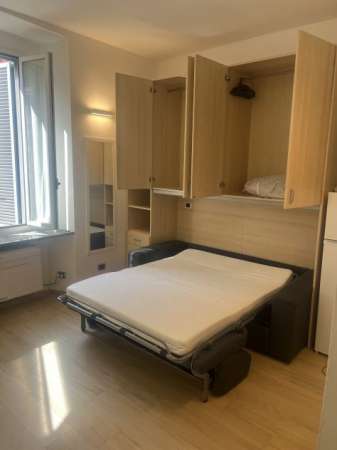 Foto MONO,29,Euro 850,METRO'P.Ta VENEZIA,Cell:351-10.60191