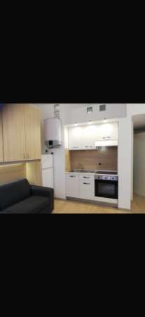 Foto MONO,MQ.29,EURO 900,METRO' P.TA VENEZIA,LIBERO SUBITO,CELL.351-10.60.191