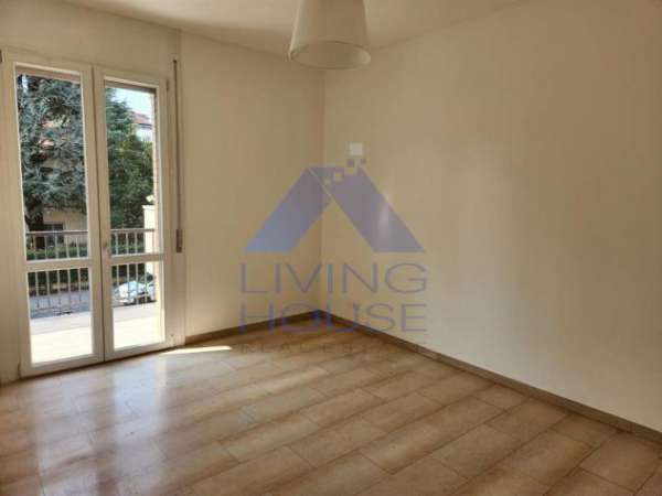 Foto Monolocale  in locazione a Monza