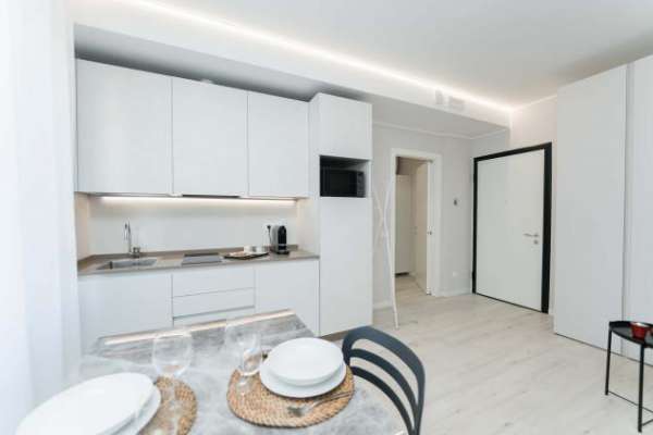 Foto Monolocale "Tulipani Rossi" - Via Alfredo Comandini, Milano