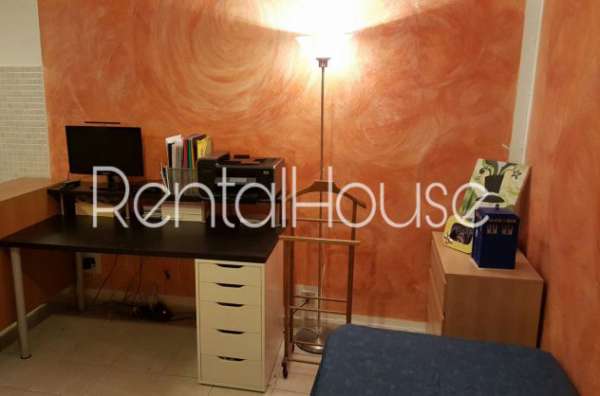 Foto MONOLOCALE A 660 EURO- A 2 MINA PIEDI DA AFFORI FN